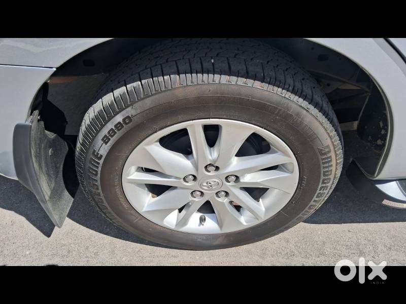 Toyota Innova Crysta [2020-ongoing] 2.4 Gx At 7 Str, 2020, Diesel