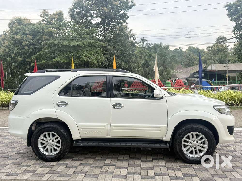 Toyota Fortuner 3.0 4x2 Mt, 2014, Diesel