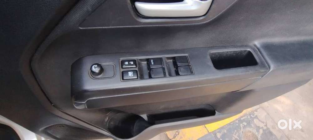 Maruti Suzuki Wagon R 1.0 Vxi Cng, 2022, Cng & Hybrids