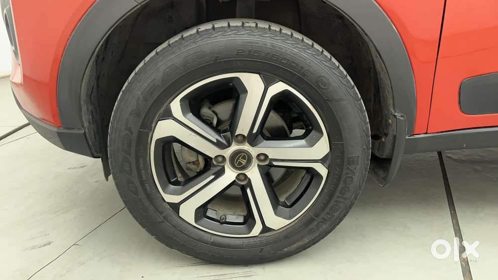 Tata Nexon 1.2 Revotron Xza Plus, 2022, Petrol