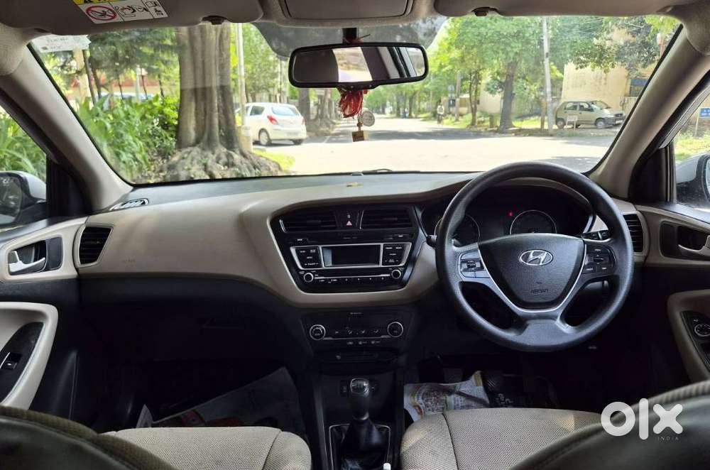 Hyundai I20 Sportz 1.2 Bs-iv, 2016, Petrol