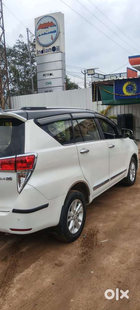 Toyota Innova Crysta [2020-ongoing] 2.4 Vx 7 Str, 2020, Diesel