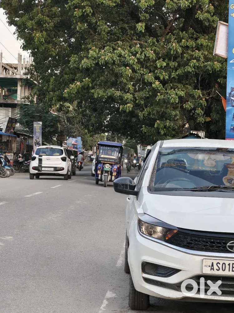Urgent Sale A Tata Tigor For Money Problem