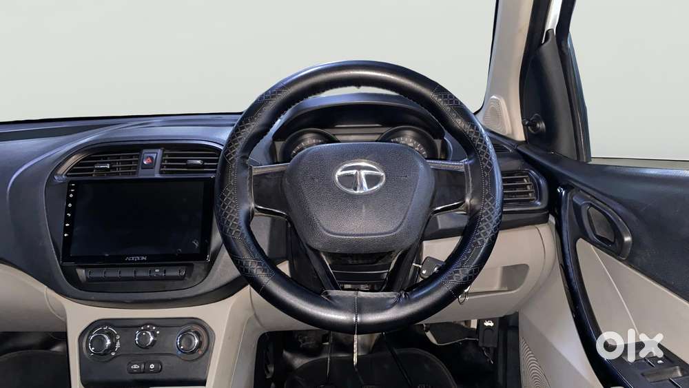 Tata Tiago 1.2 Revotron Xm, 2018, Petrol