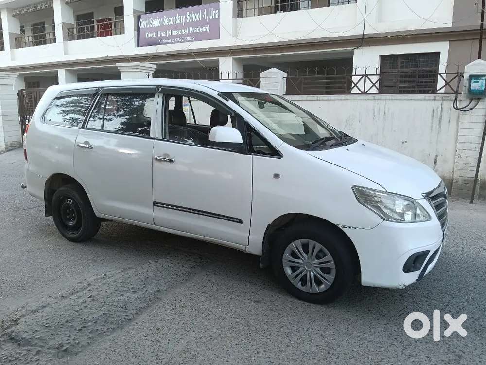 Toyota Innova 2.5 E 2012 Model Hp Number