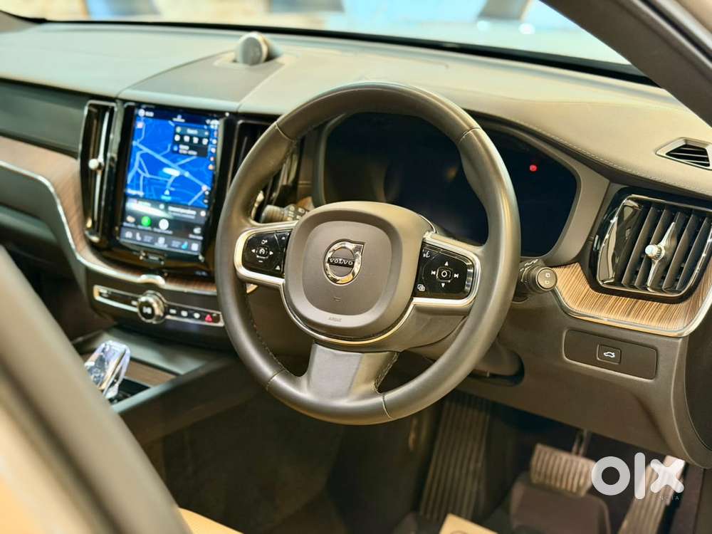 Volvo Xc60 2.0 B5 Ultimate, 2023, Petrol