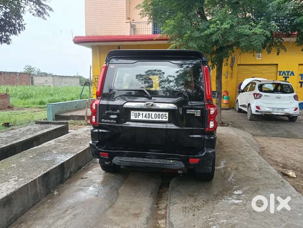 Mahindra Scorpio Plus 7 Str 2017 Diesel Manual