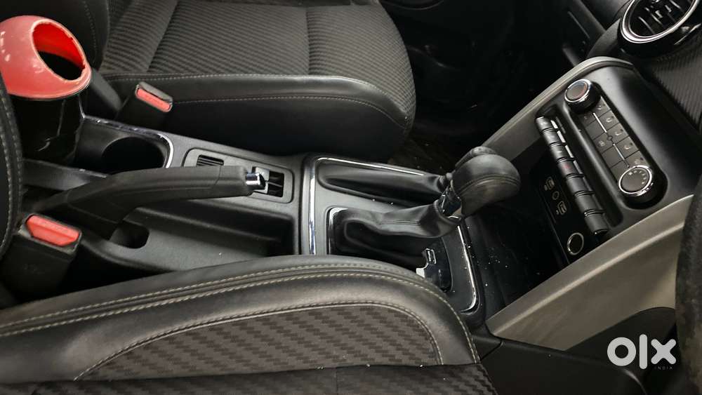 Mahindra Thar Lx 4-str Convertible At, 2021, Petrol