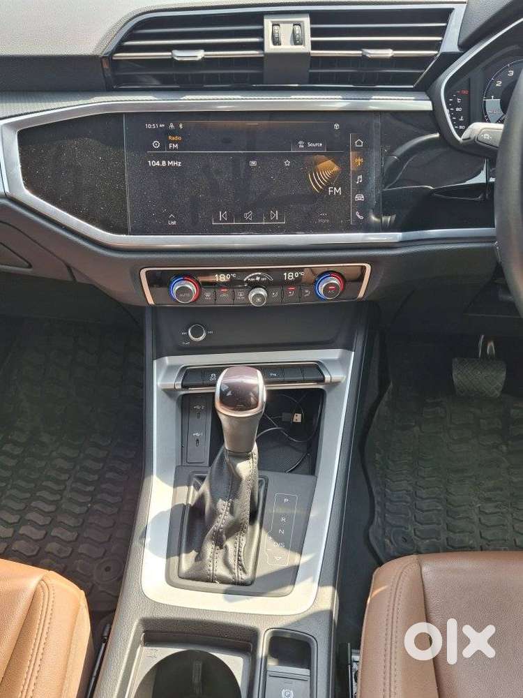 Audi Q3 40 Tfsi Premium Plus, 2023, Petrol