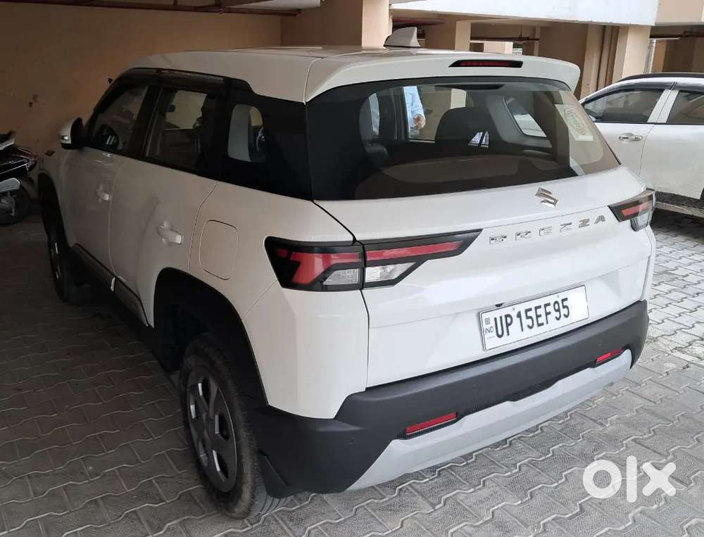 Maruti Suzuki Brezza 2023 Petrol 22500 Km Driven