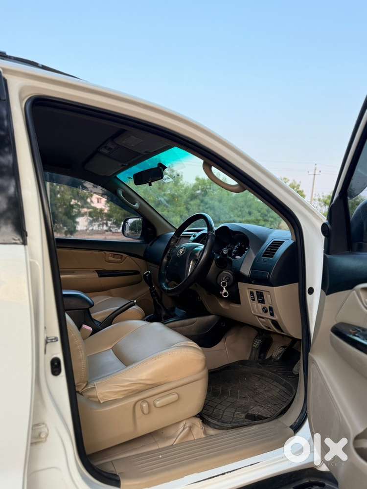 Toyota Fortuner Diesel 2014