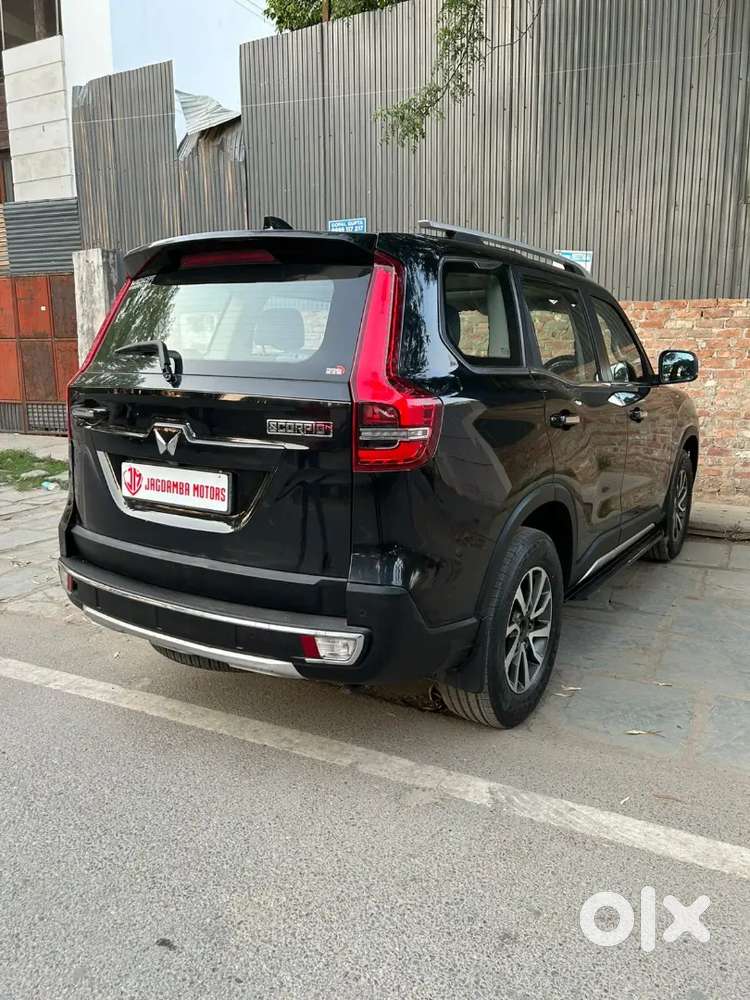 Mahindra Scorpio