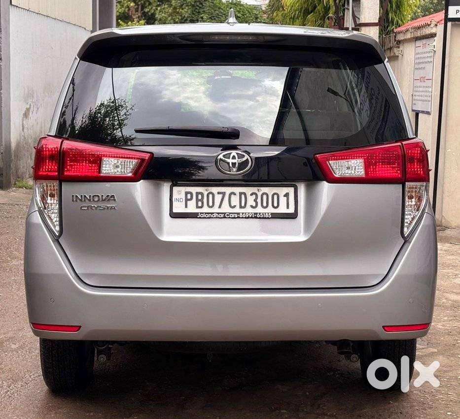 Toyota Innova Crysta, 2023, Diesel