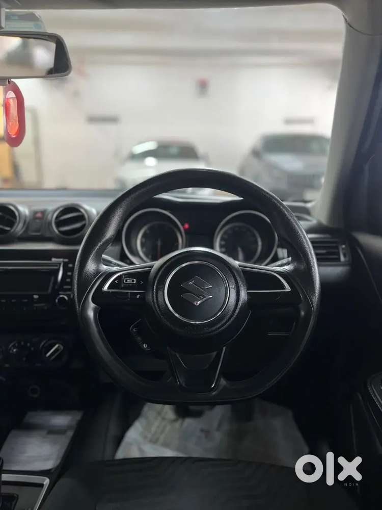 Maruti Suzuki Swift Vxi Auto 2018
