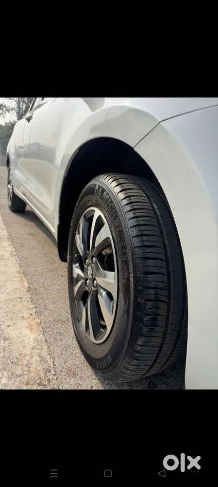 Maruti Suzuki Swift 1.3 Zxi, 2022, Petrol