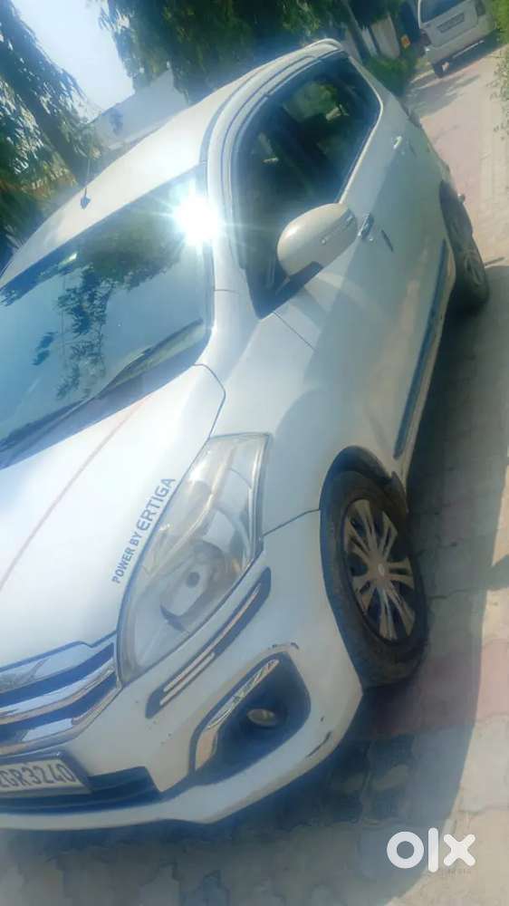Maruti Suzuki Ertiga 2015 Diesel 125000 Km Driven
