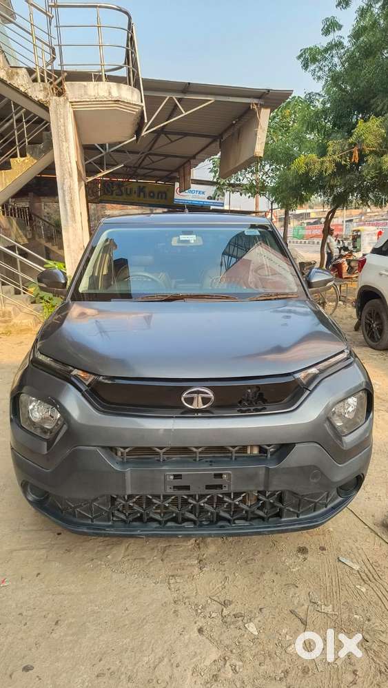 Tata Punch Pure, 2022, Petrol