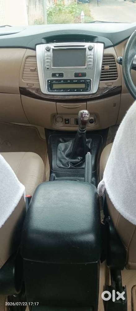 Toyota Innova 2.5 Z Diesel 7 Seater, 2015, Diesel