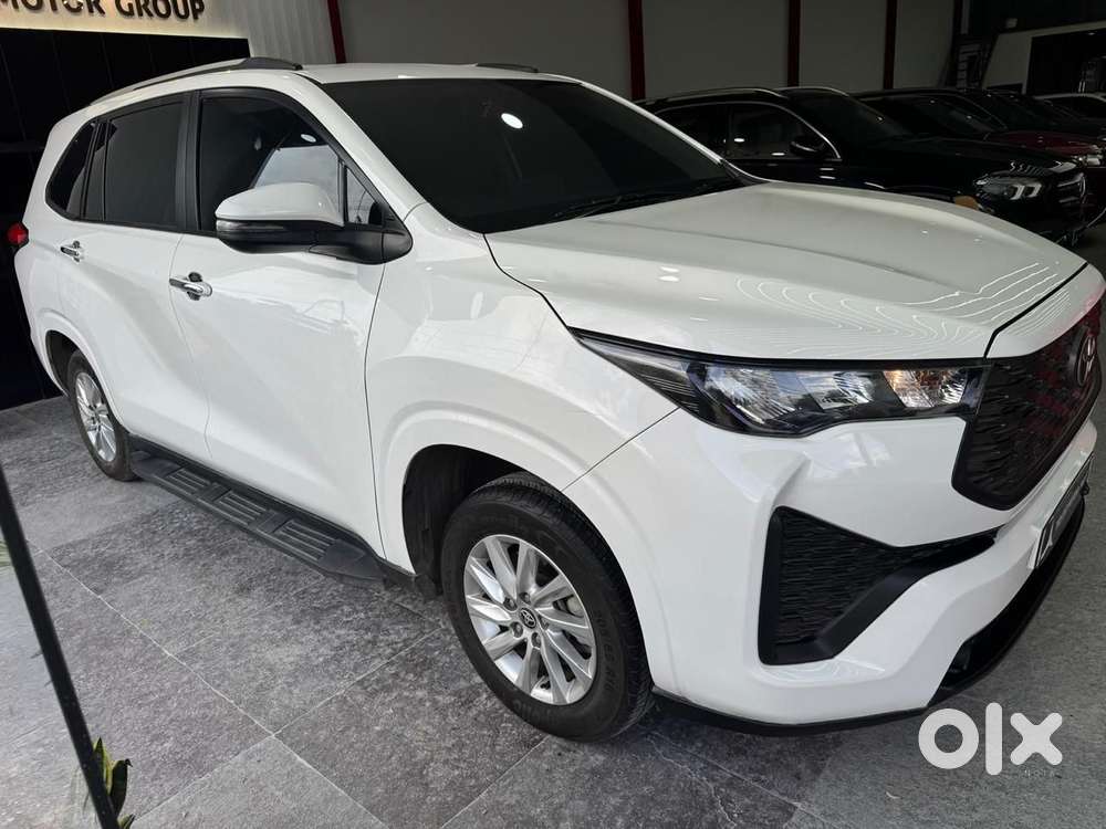 Toyota Innova Hycross 2.0 Gx 7 Str, 2023, Petrol