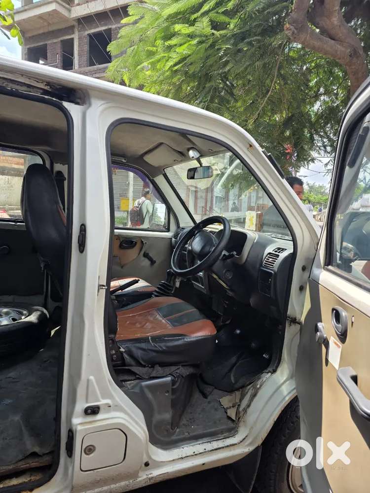 Maruti Suzuki Eeco 2014 ( Petrol + Company Cng)