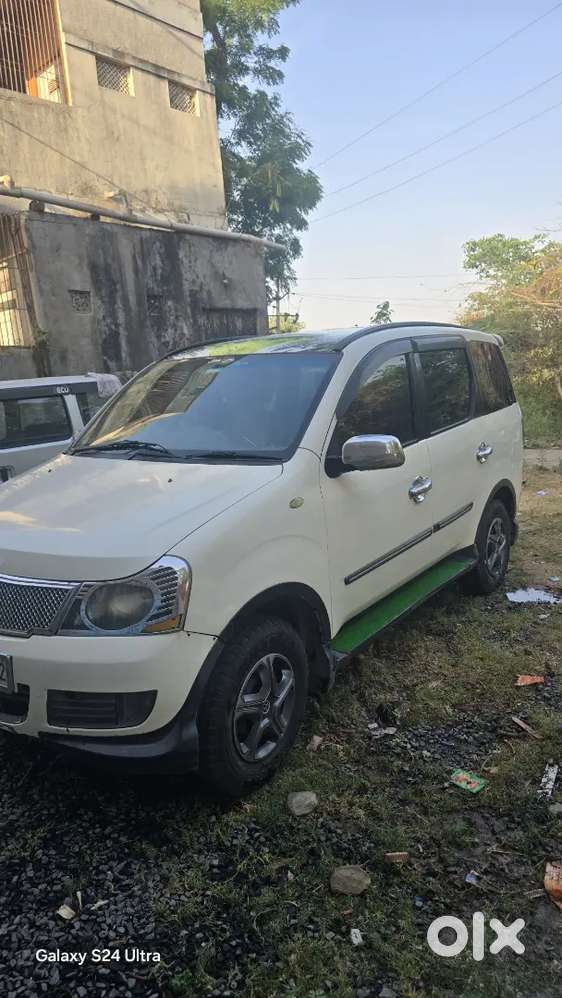 Mahindra Xylo 2014