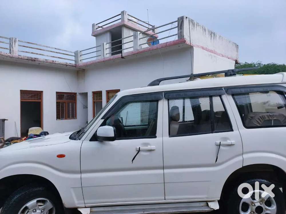 Mahindra Vision Sxt 2014