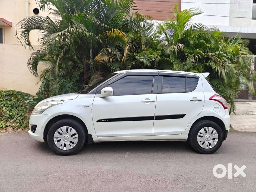 Maruti Suzuki Swift Zxi, 2017, Petrol