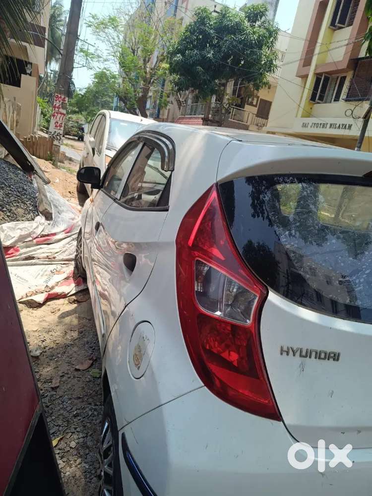 Hyundai Dlite + Good Condition Insurance Rc All Papers Available