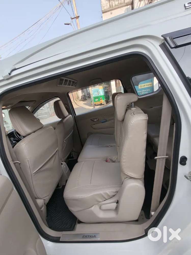 Maruti Suzuki Ertiga Vxi 2025