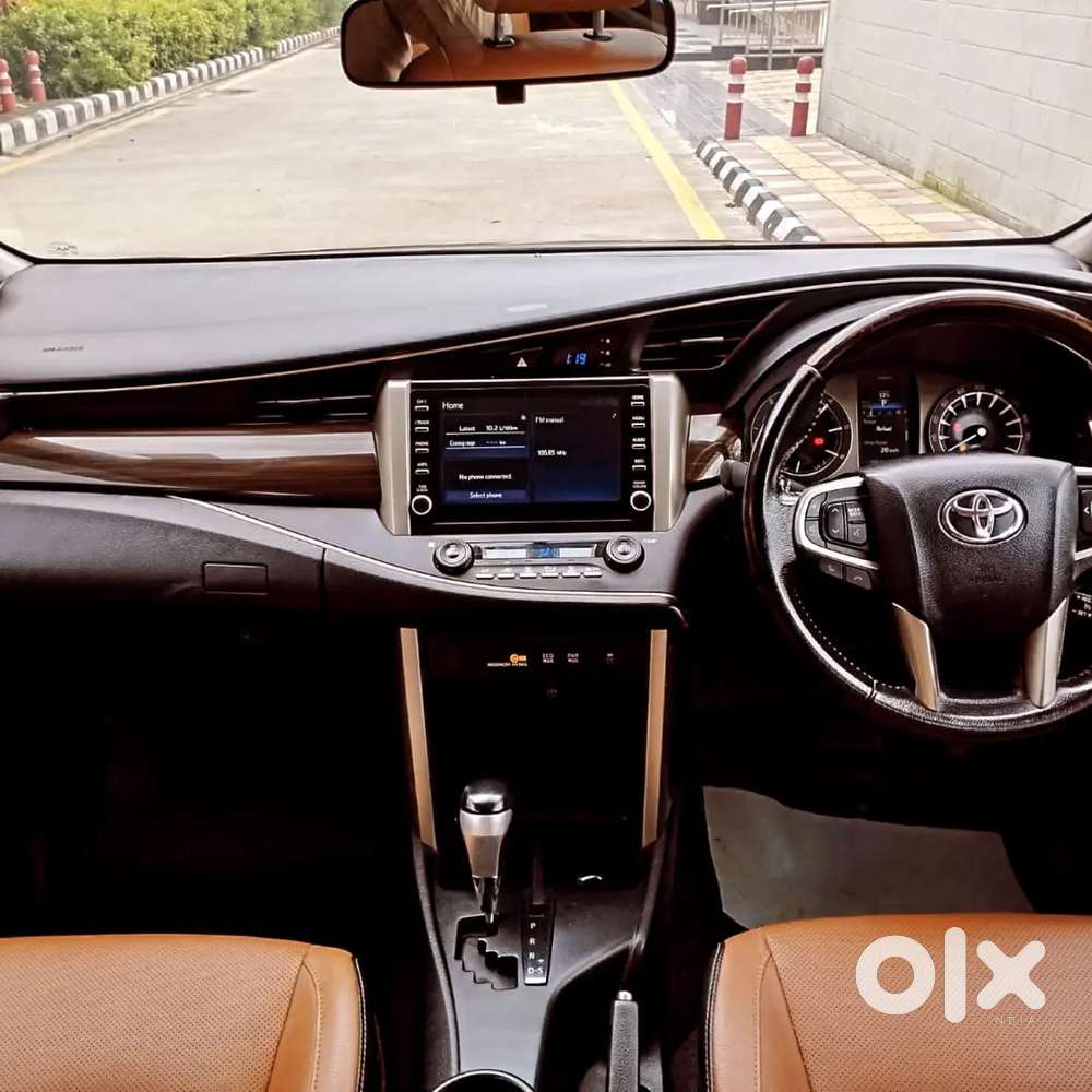 Toyota Innova Crysta 2021 Diesel 228000 Km Driven