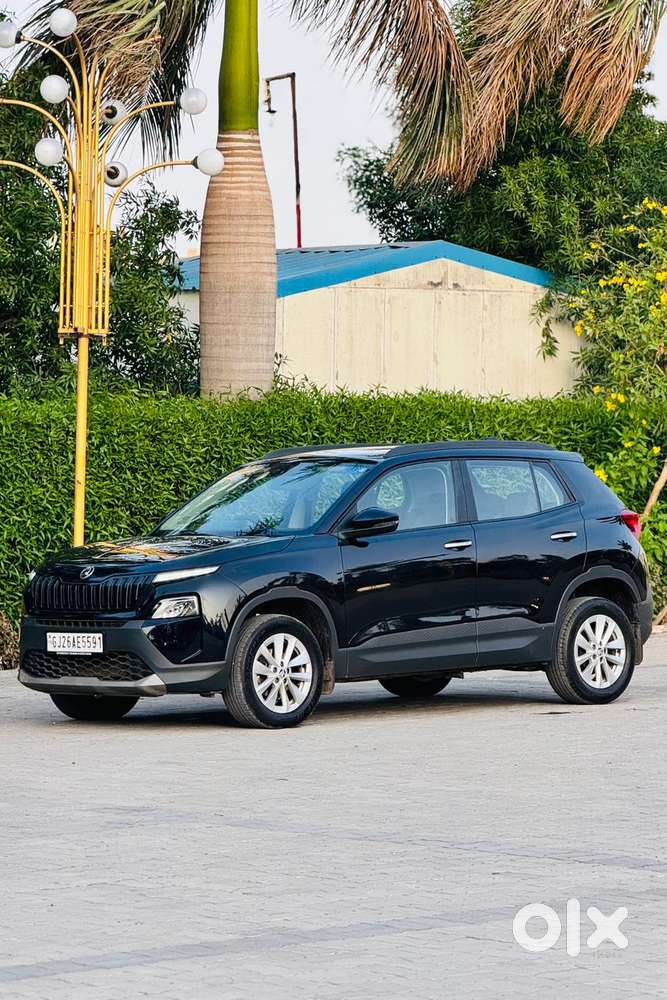 Skoda Kylaq Signature Plus At, 2025, Petrol