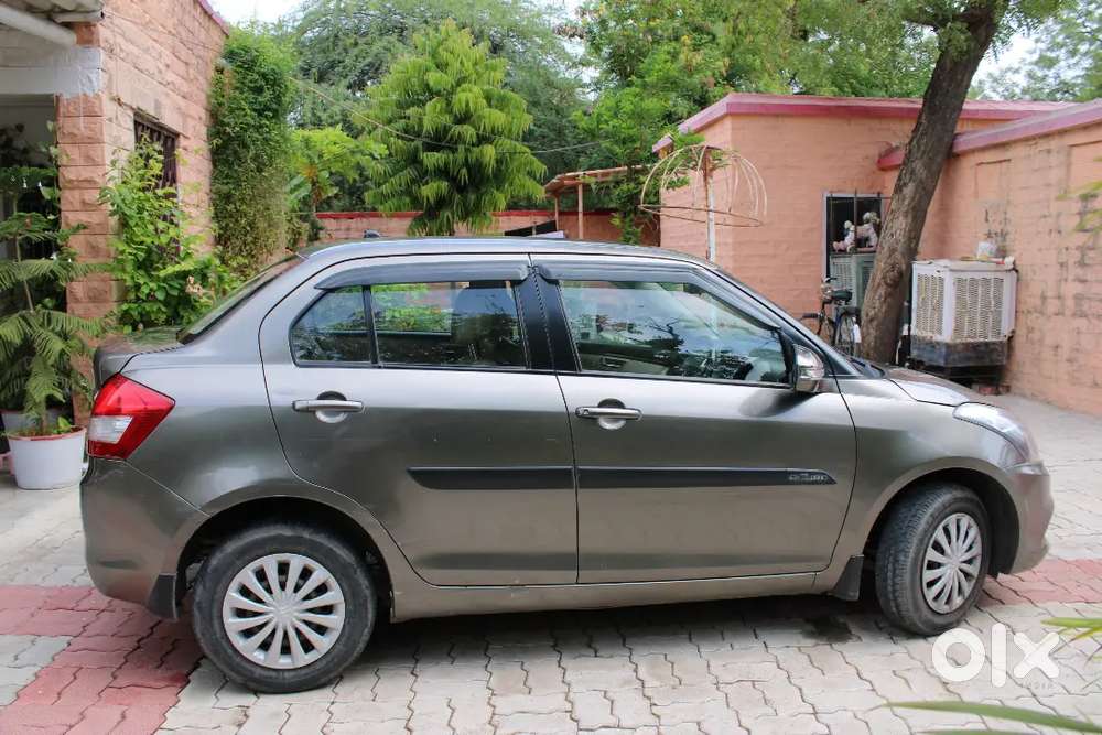 Maruti Suzuki Dzire 2017 Petrol Well Maintained