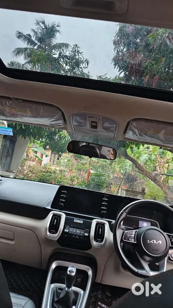 Kia Sonet 2021 Petrol 64000 Km Driven