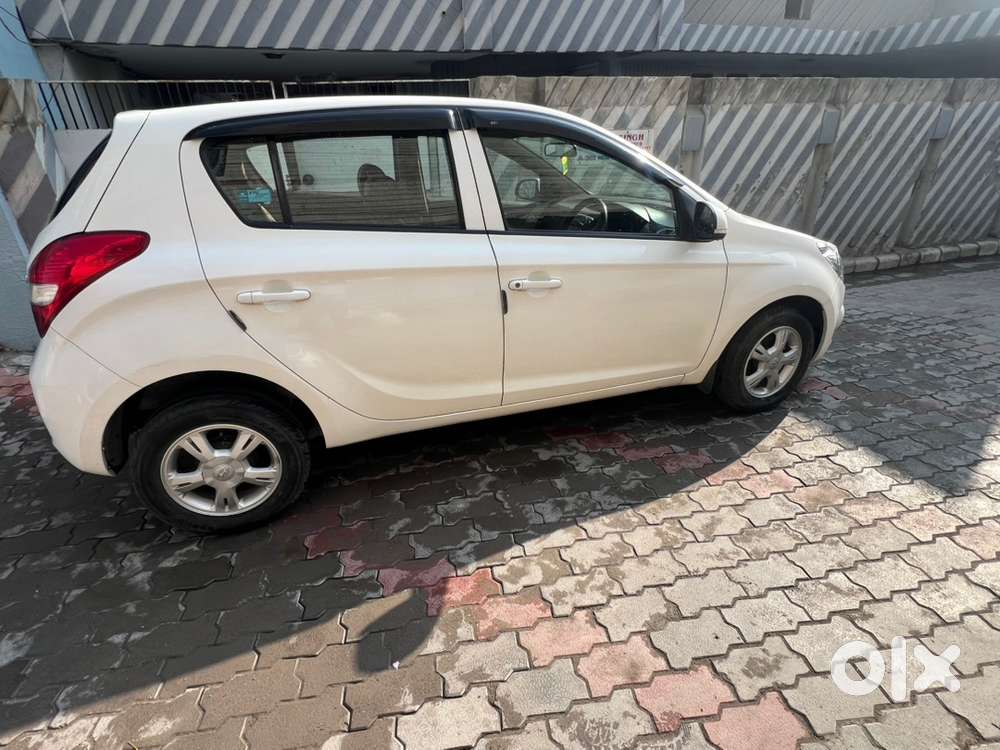 Hyundai I20 2010 Petrol Well Maintained