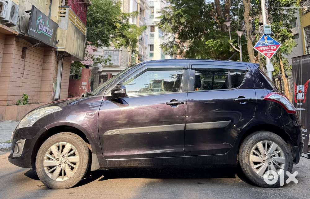 Maruti Suzuki Swift Vvt Zxi, 2015, Petrol