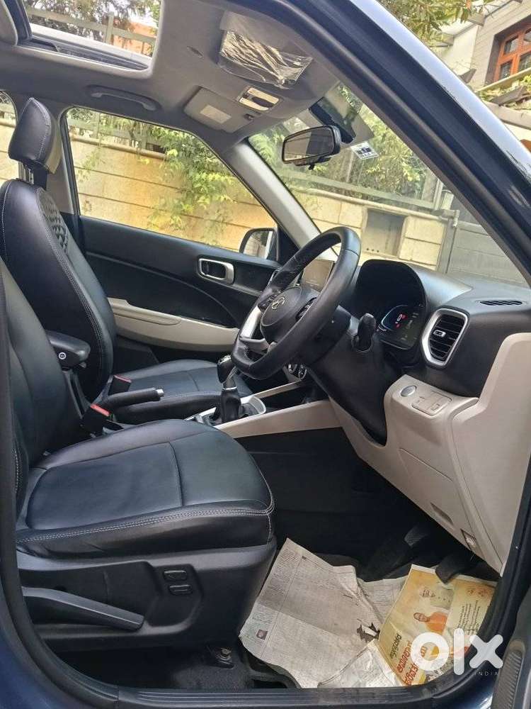 Hyundai Venue Sx (o) Mt 1.5 Diesel, 2022, Diesel