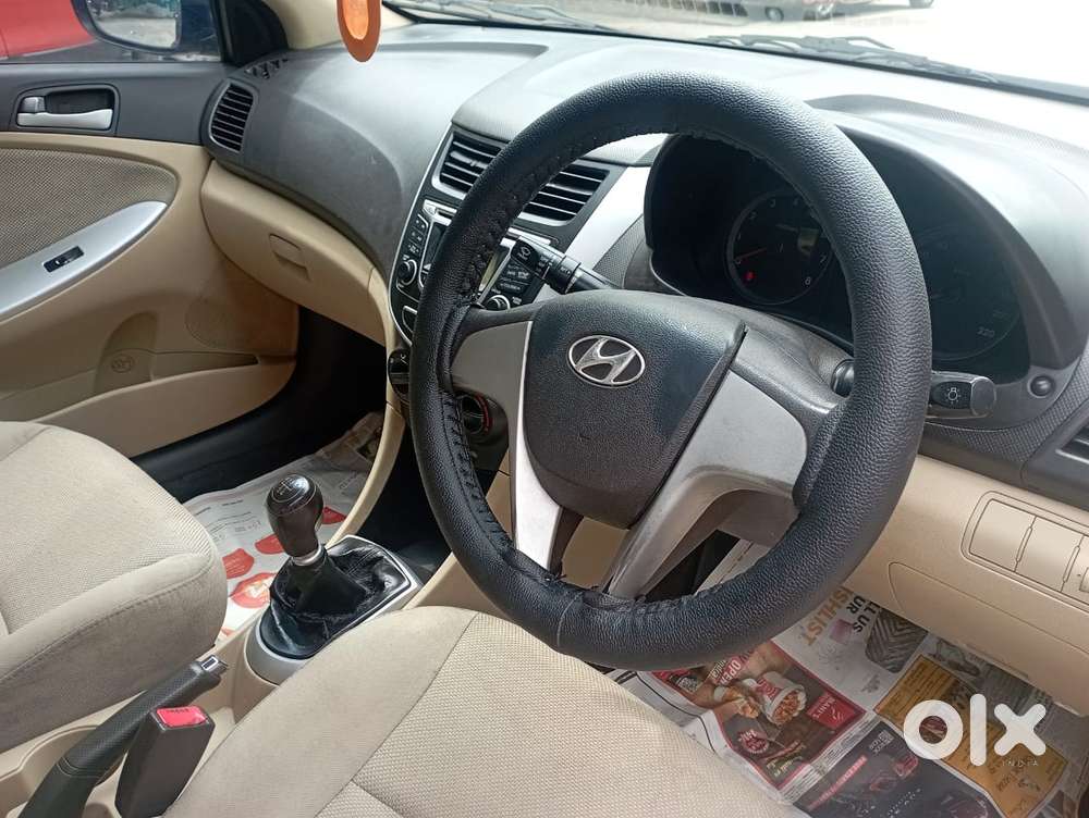 Hyundai Verna 1.4 Vtvt Gl, 2014, Petrol
