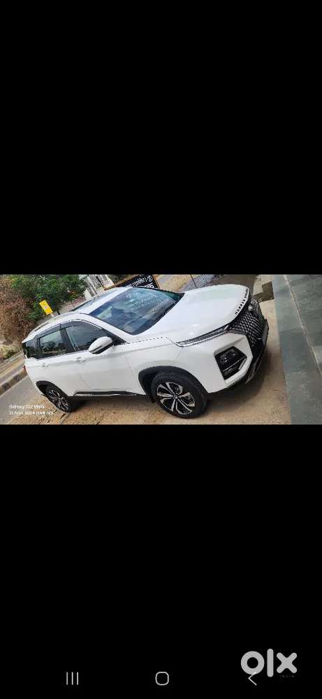 Mg Hector Plus 2023 Petrol 21000 Km Driven