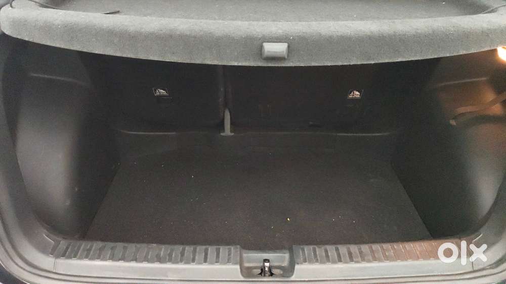 Volkswagen Taigun 1.0 Tsi Topline At, 2023, Petrol