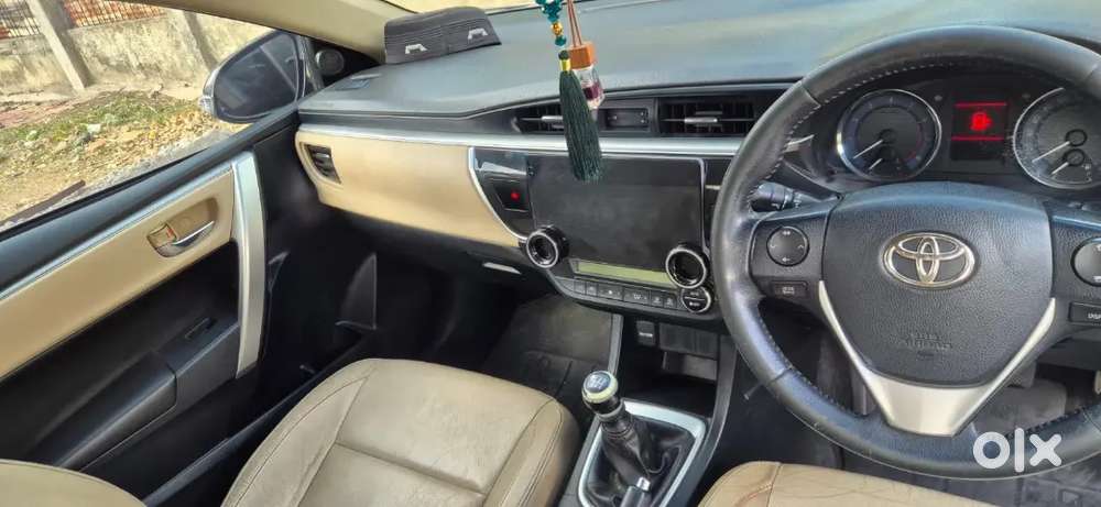 Toyota Corolla Altis 2016