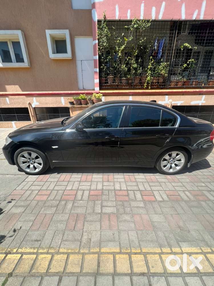 Beautiful Bmw 325i 6cylinder Petrol Automatic