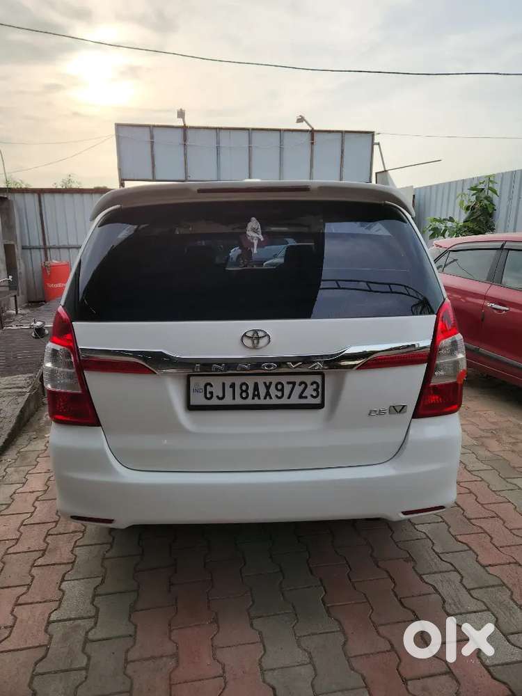 Toyota Innova 2016 Diesel Well Maintained