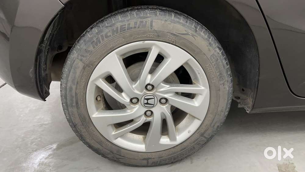 Honda Jazz [2020-2023] 1.2 V I-vtec Mt, 2015, Petrol