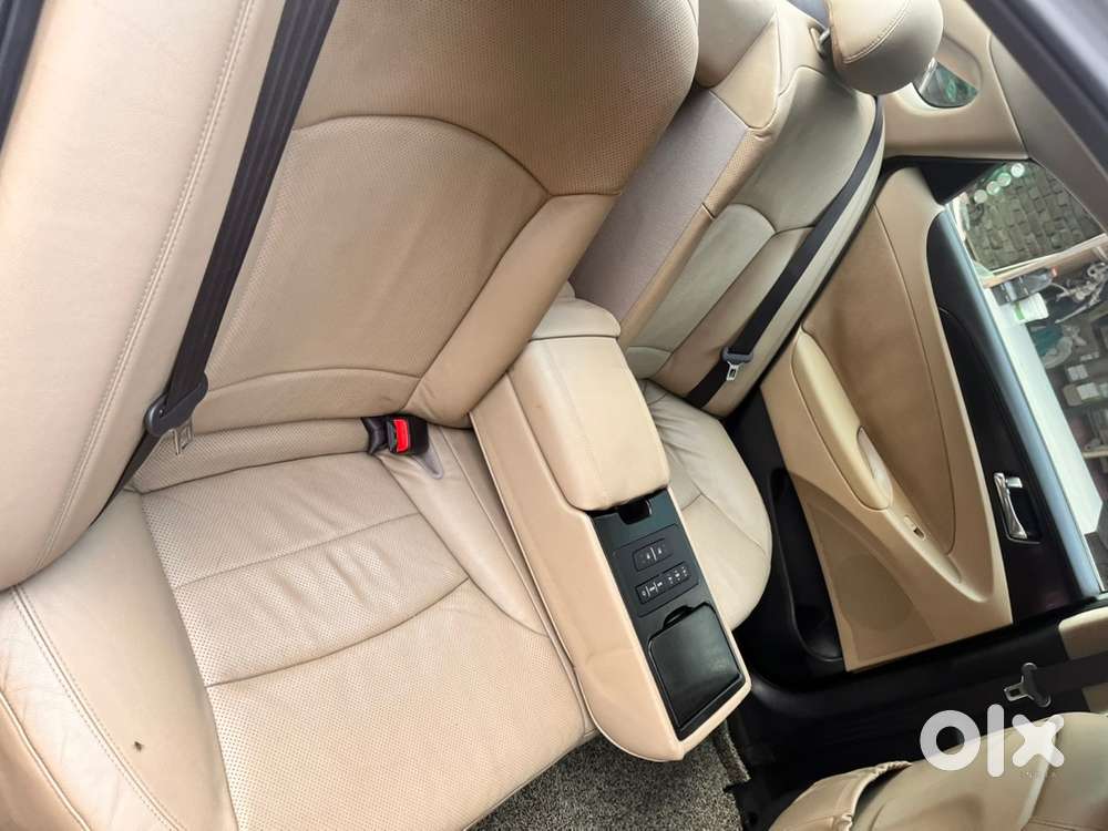 Hyundai Sonata Transform 2012
