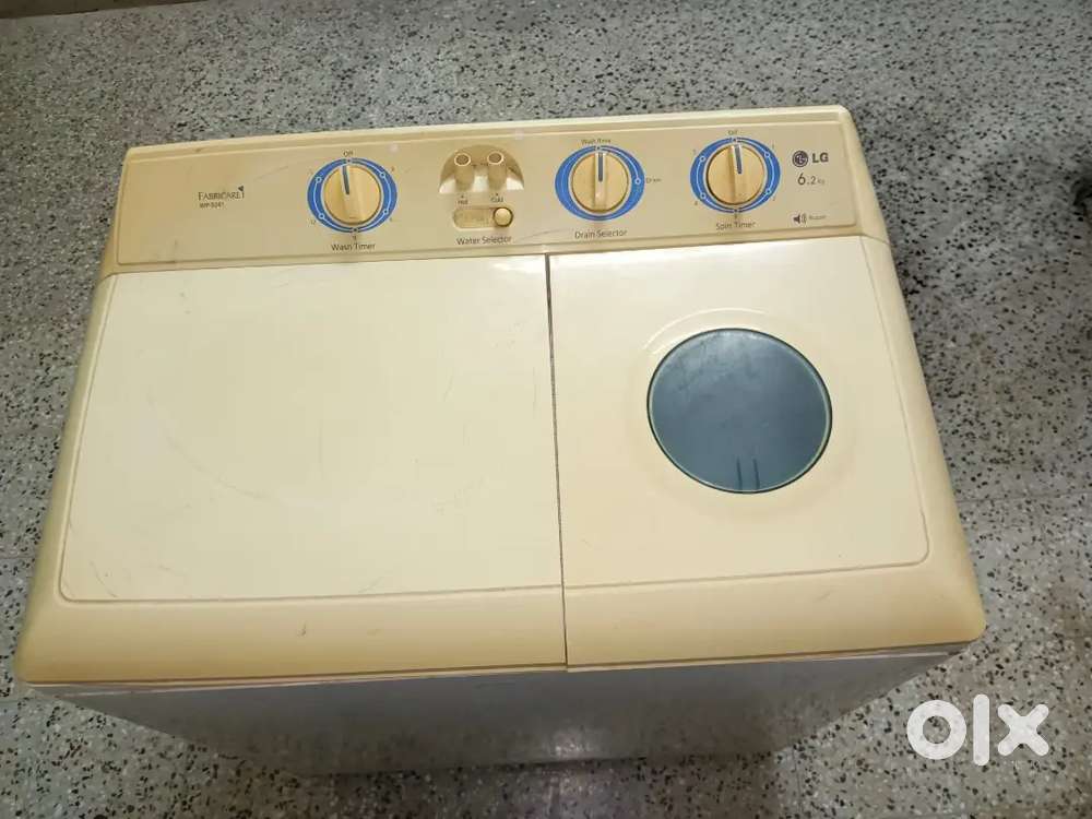 LG FABRICARE 6.2kg Washing Machine