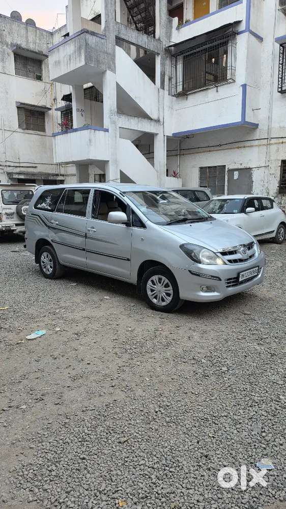 Toyota Innova Petrol Manual 2nd 2005