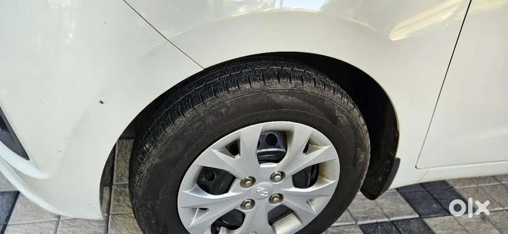 Hyundai Grand I10 2016 Petrol 22000 Km Driven