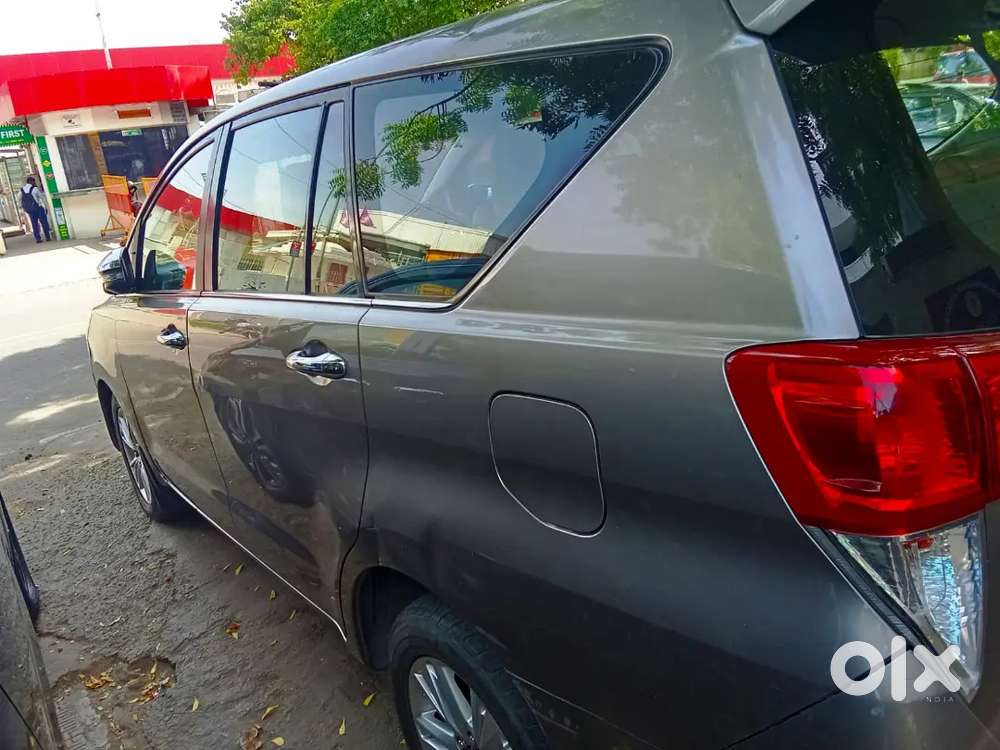 Toyota Innova Crysta Zx 2017