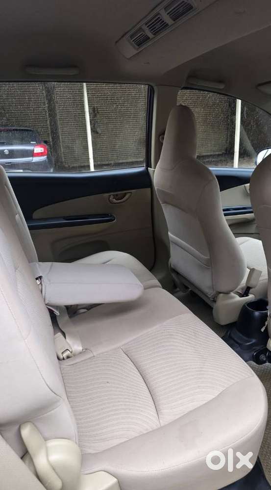 Honda Mobilio V I-vtec, 2014, Petrol