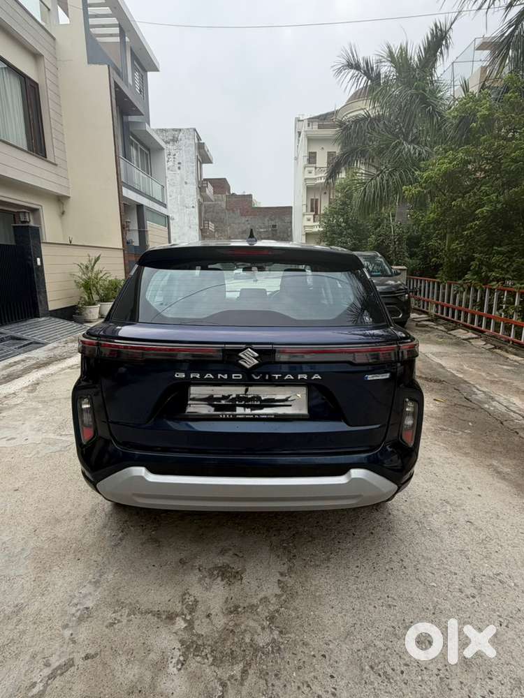 Maruti Suzuki Vitara Petrol Manual 2025